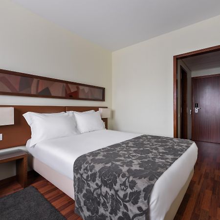 Exe Praia Golfe Эшпинью Экстерьер фото