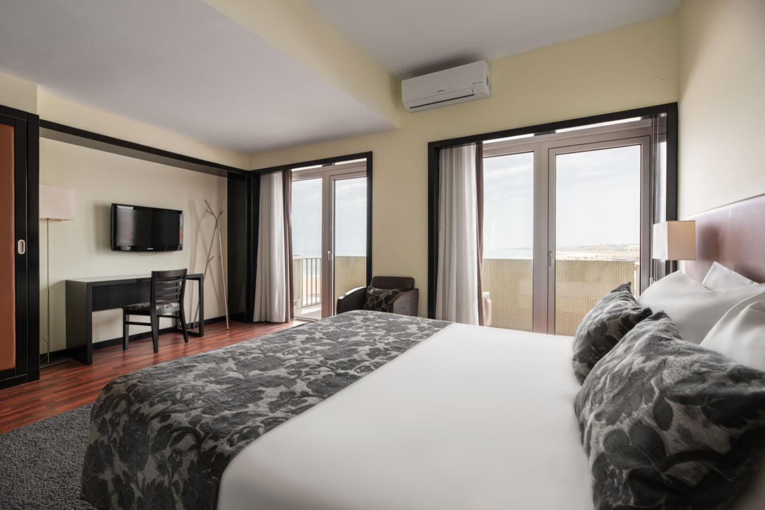 Exe Praia Golfe Эшпинью Экстерьер фото